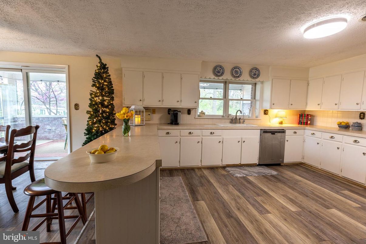 Dining room, Interior, Kitchen, Wood Texture Flooring