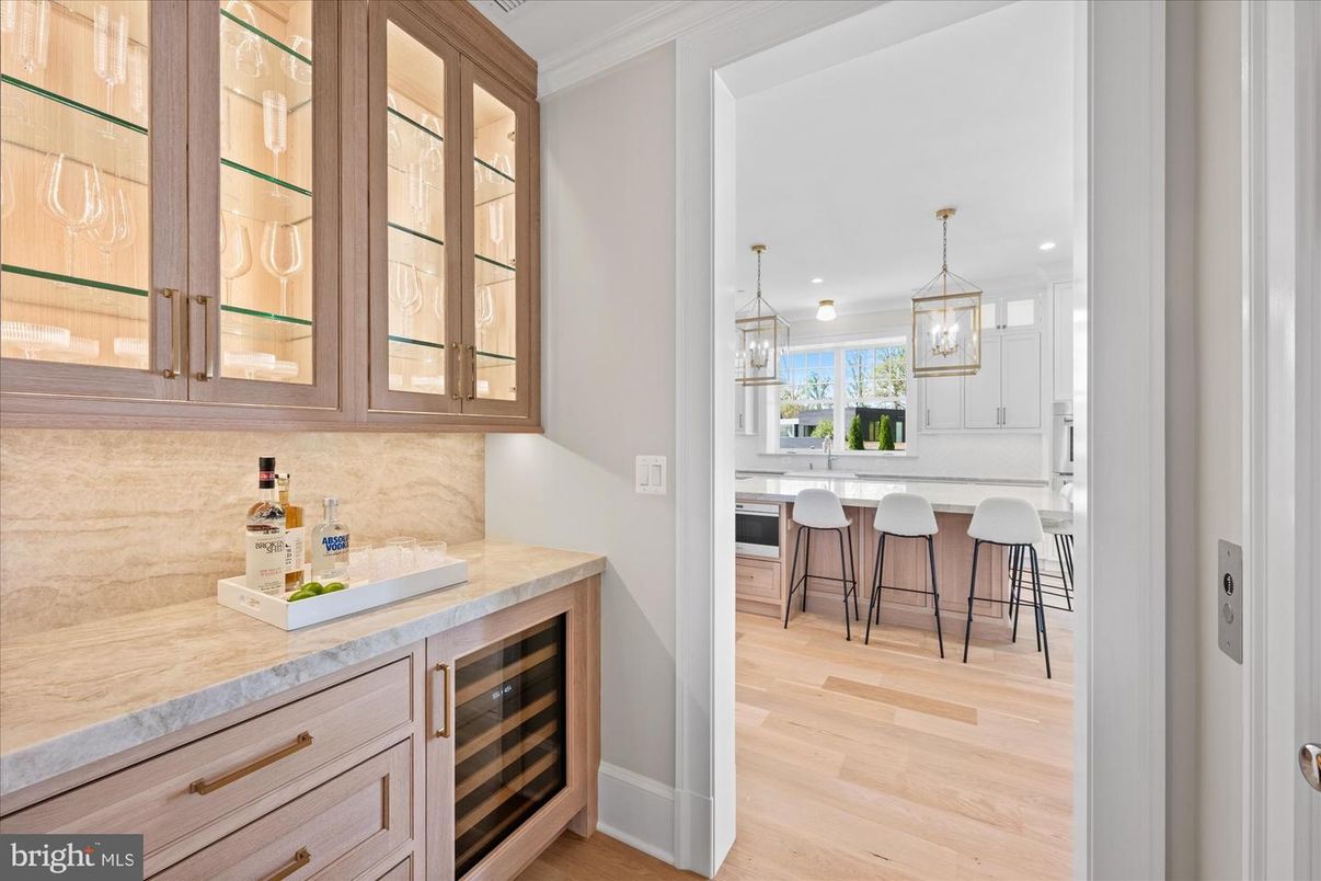 Interior, Kitchen, Pendant Lights, Recessed Lighting, Wood Texture Flooring