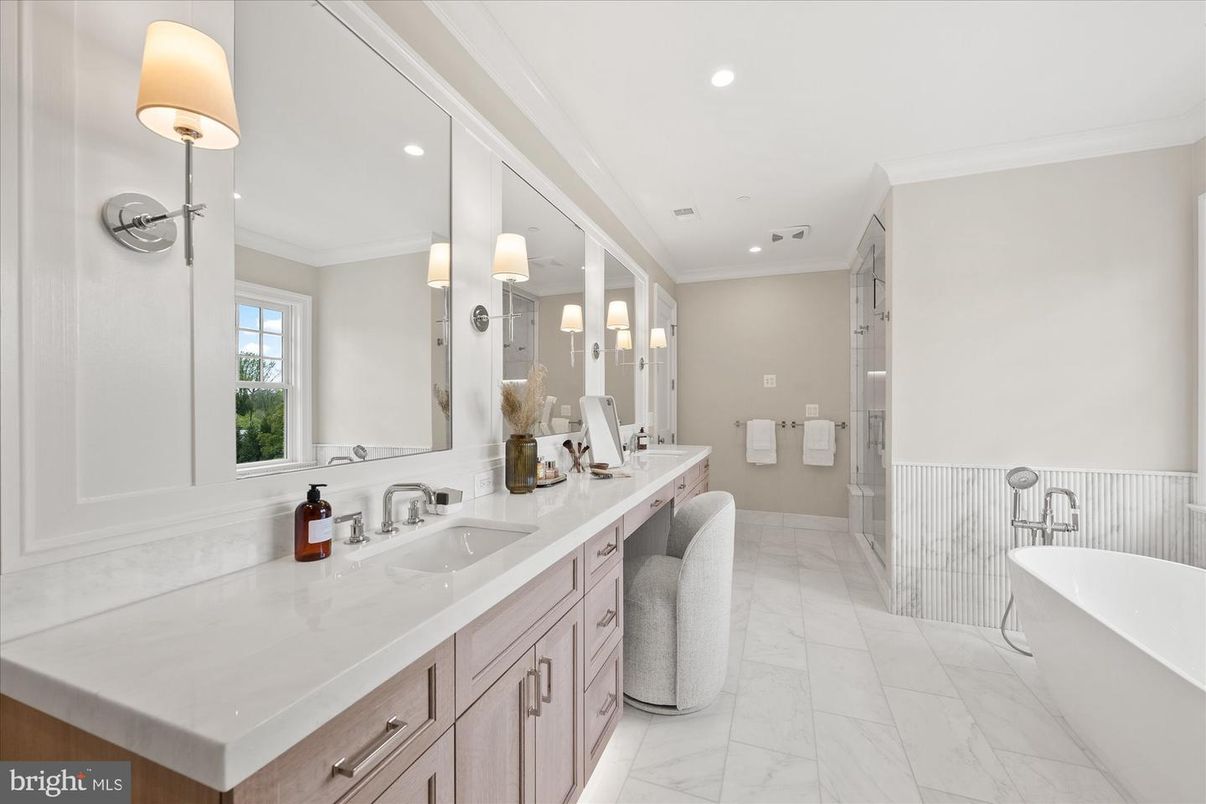 Bathroom, Dual Sink Vanities, Free Standing Baths, Interior, Marble, Recessed Lighting