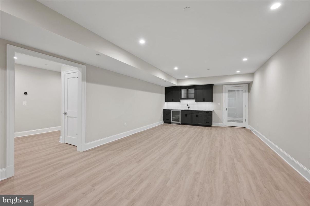 Empty room, Interior, Kitchen, Recessed Lighting, Wood Texture Flooring