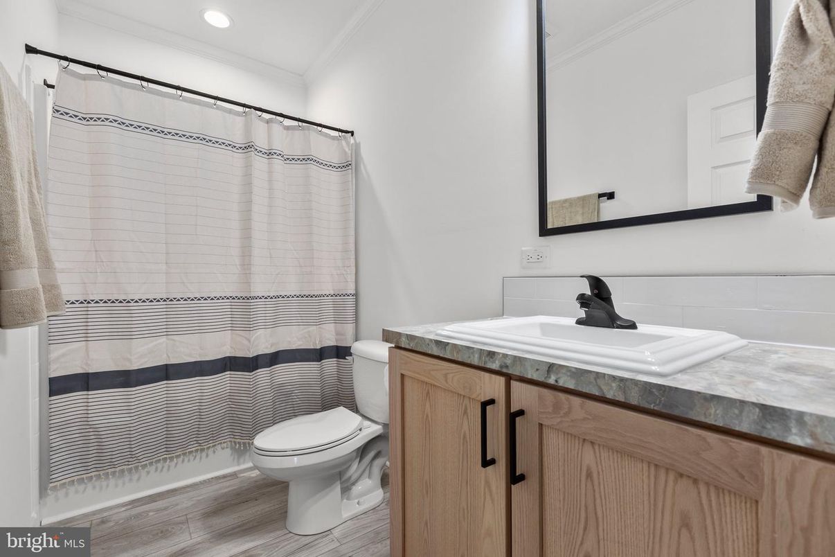 Bathroom, Interior, Recessed Lighting, Wood Texture Flooring