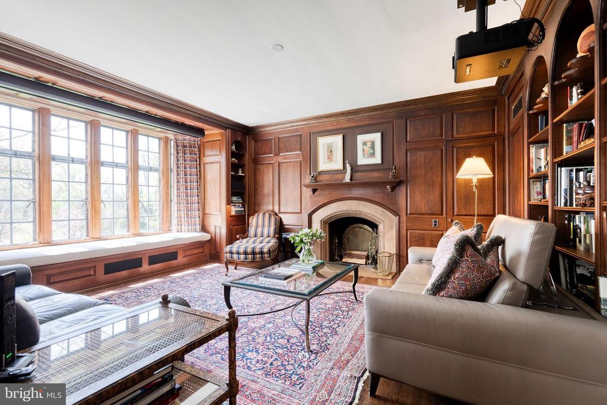 Fireplace, Interior, Living room, Recessed Lighting, Wood Texture Flooring, Wooden Walls