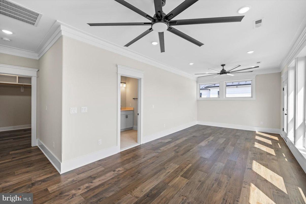 Bathroom, Empty room, Interior, Recessed Lighting, Wood Texture Flooring