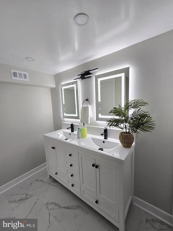 Bathroom, Dual Sink Vanities, Interior, Marble