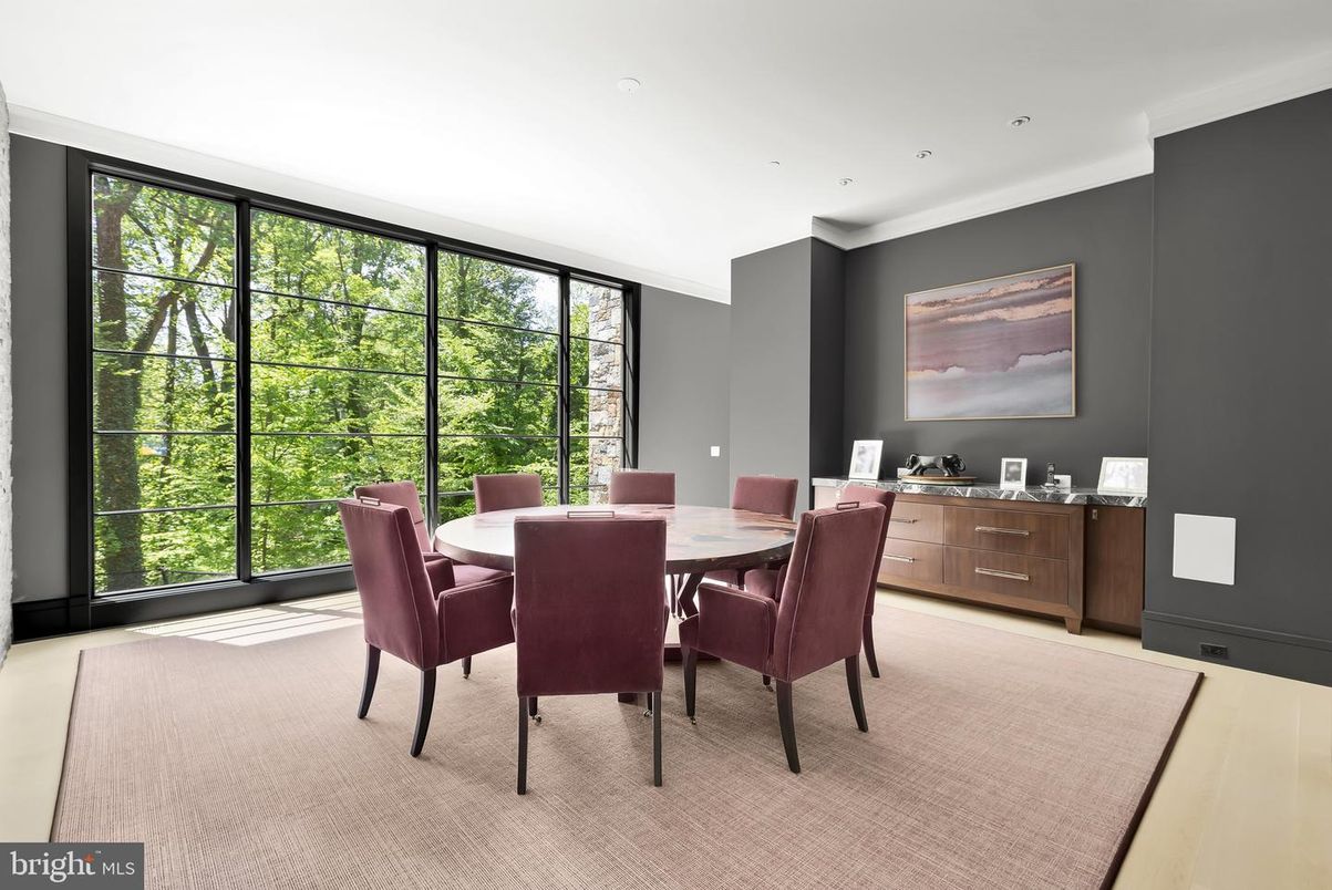 Dining room, Interior, Recessed Lighting