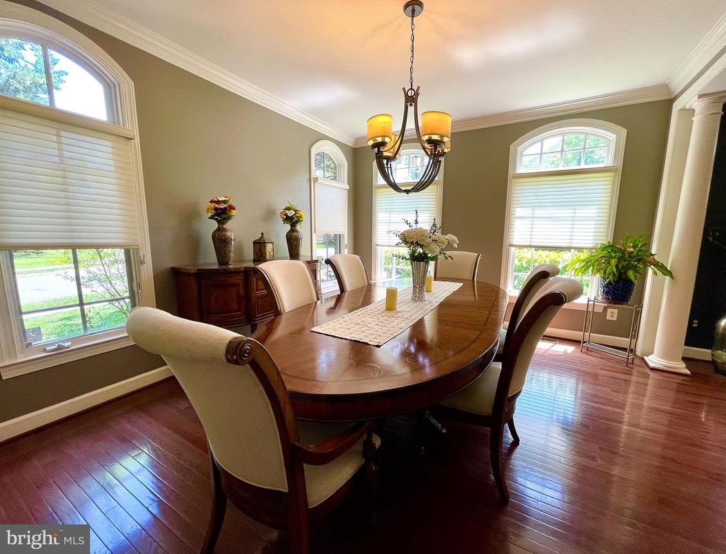 Chandelier, Dining room, Interior, Pendant Lights, Wood Texture Flooring