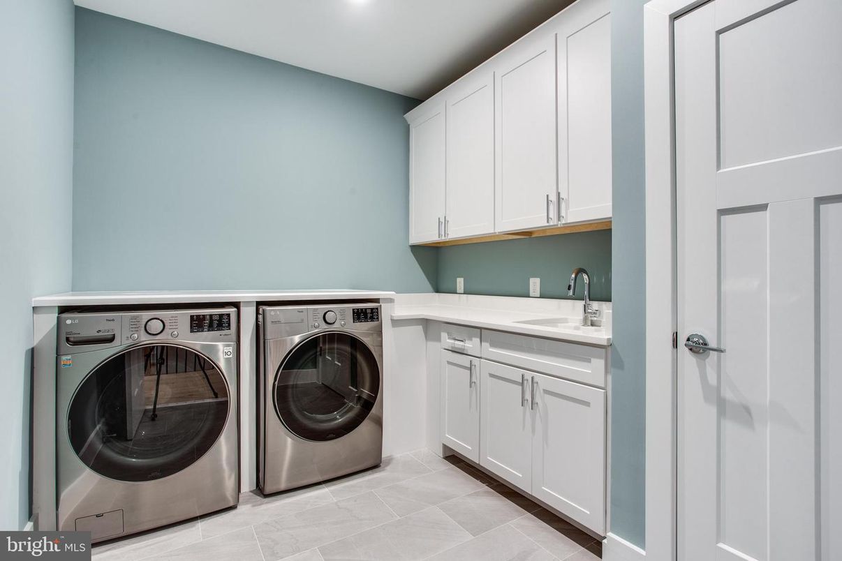 Interior, Recessed Lighting, Washer