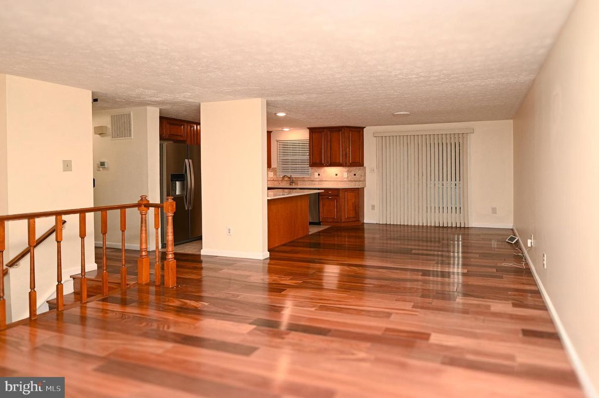 Empty room, Interior, Kitchen, Recessed Lighting, Wood Texture Flooring