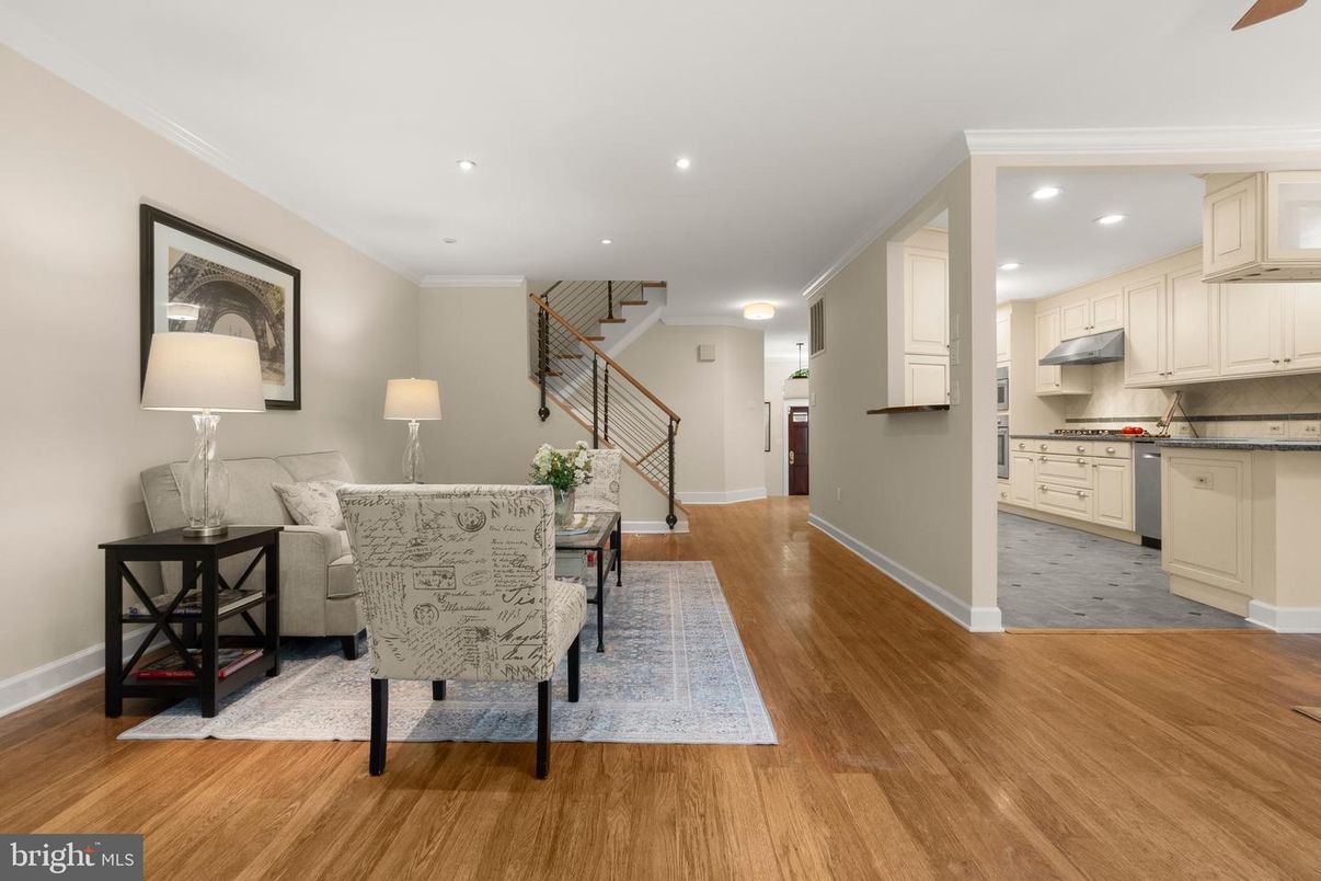 Dining room, Interior, Kitchen, Recessed Lighting, Wood Texture Flooring