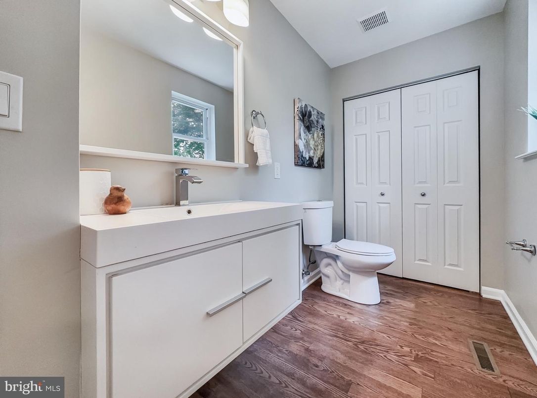 Bathroom, Interior, Wood Texture Flooring