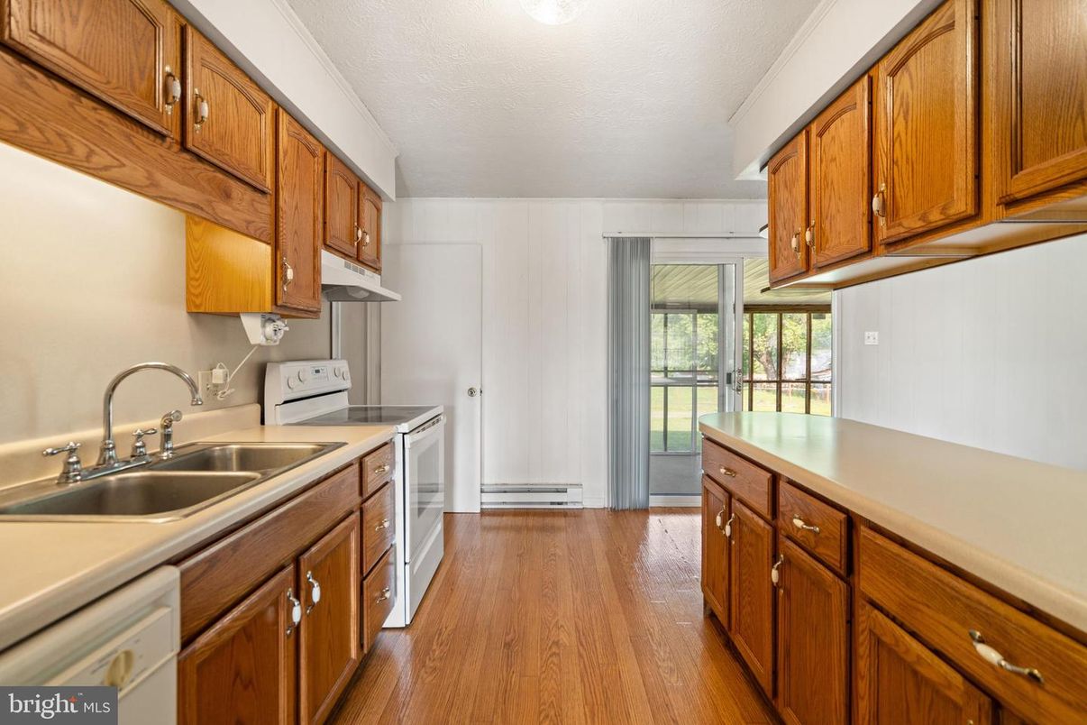Interior, Kitchen, Wood Texture Flooring