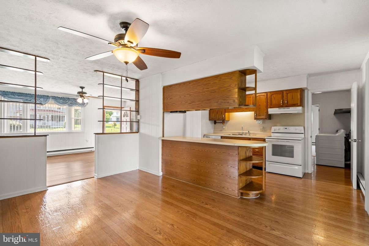 Interior, Kitchen, Wood Texture Flooring
