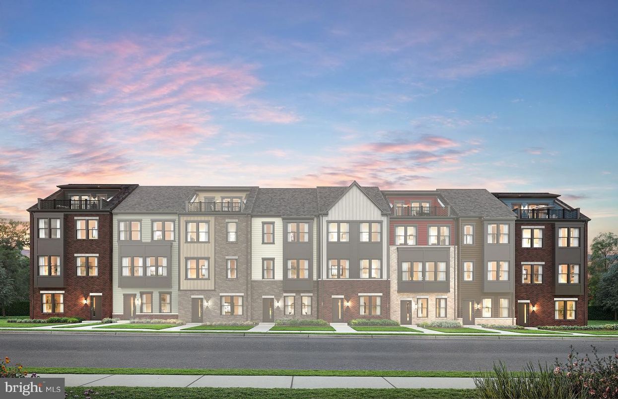 Exterior, Facade, Brick Facade, Condo Building