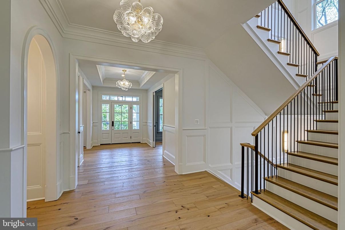 Chandelier, Interior, Wood Texture Flooring