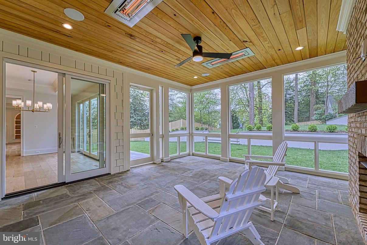 Chandelier, Empty room, Interior, Pendant Lights, Recessed Lighting, Sun Room, Wooden Ceilings