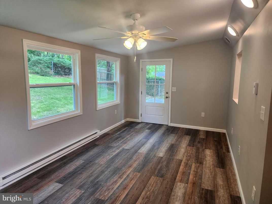 Empty room, Interior, Wood Texture Flooring