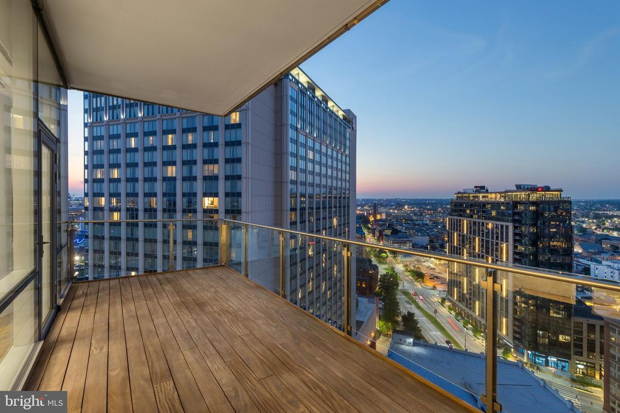 Exterior, Other, Skyline