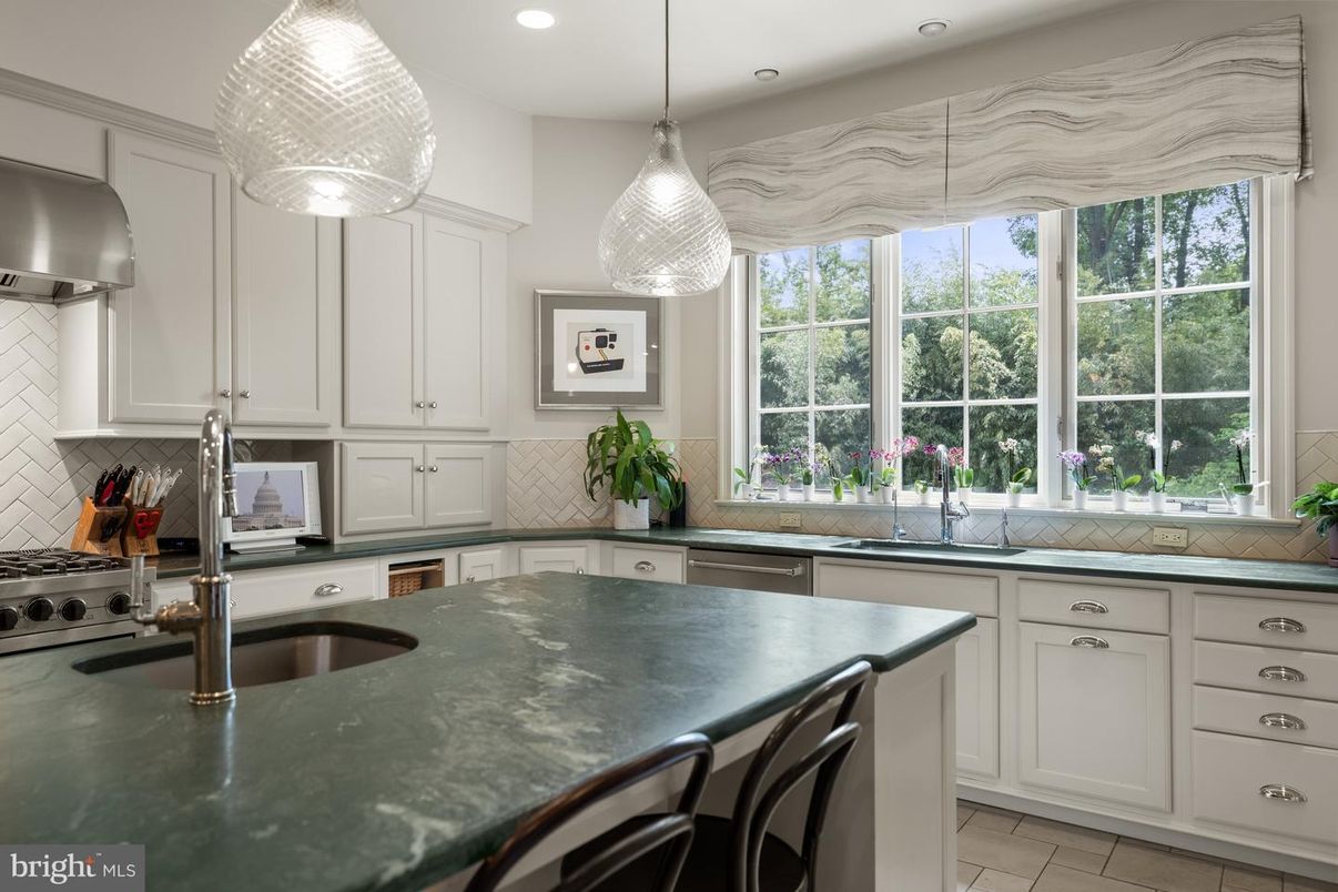 Interior, Kitchen, Pendant Lights, Recessed Lighting, Stainless Steel Appliances