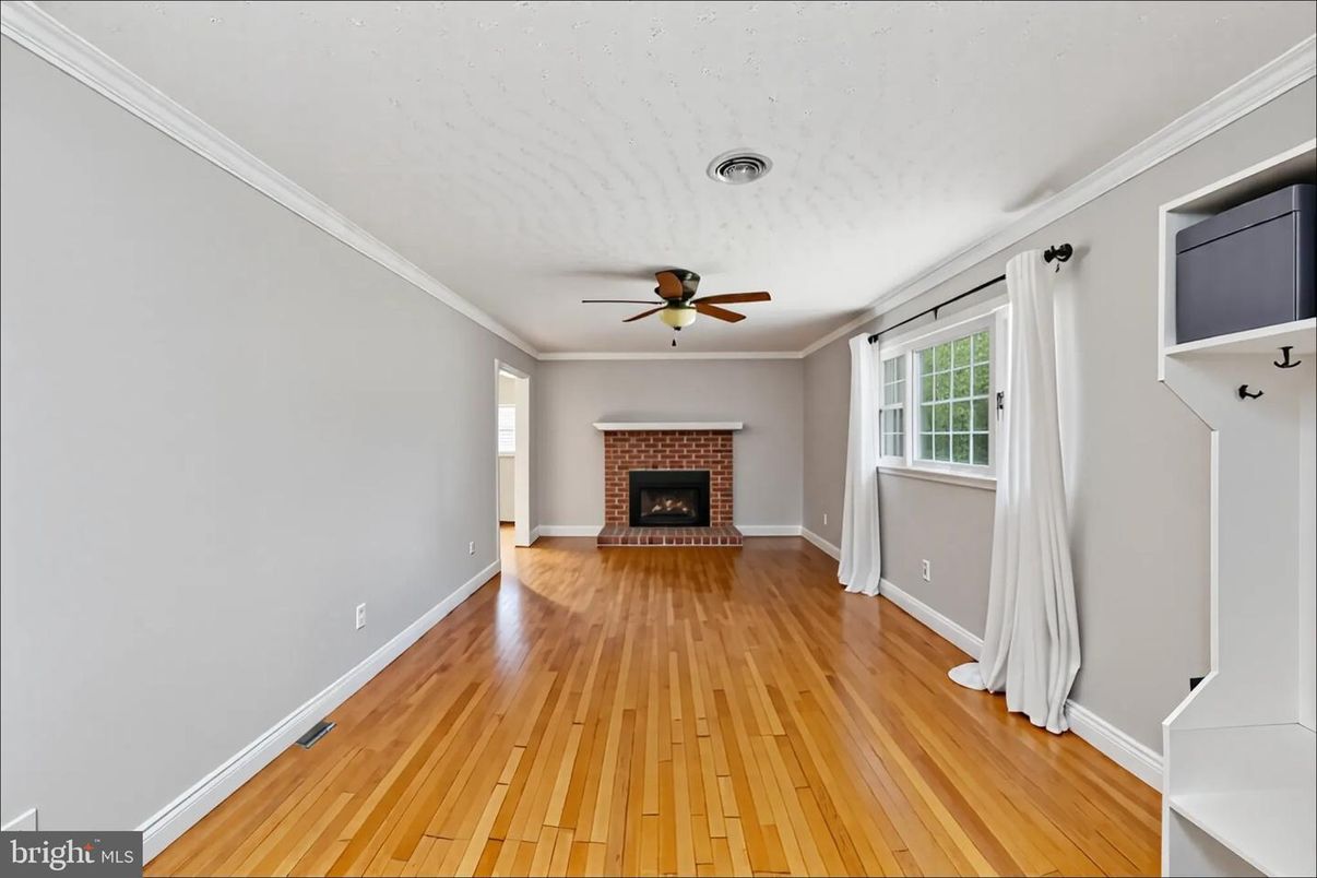 Empty room, Fireplace, Interior, Wood Texture Flooring