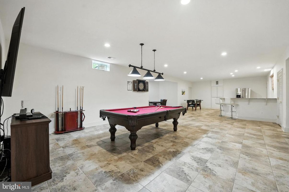 Billiard Table, Game Room, Interior, Pendant Lights, Recessed Lighting