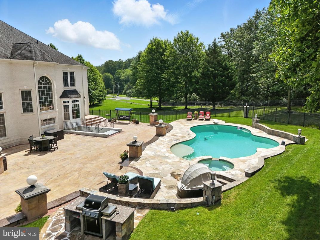 Backyard, Exterior, Pool