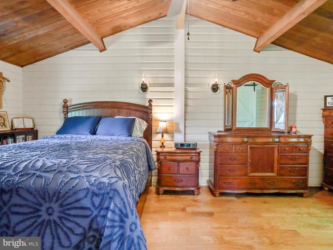 Bedroom, Interior, Wooden Beams, Wooden Ceilings, Wood Texture Flooring