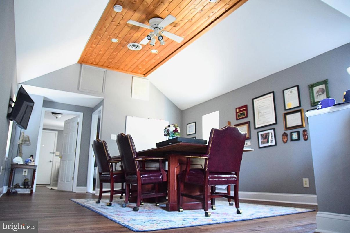 Dining room, Interior, Recessed Lighting, Wooden Ceilings, Wood Texture Flooring