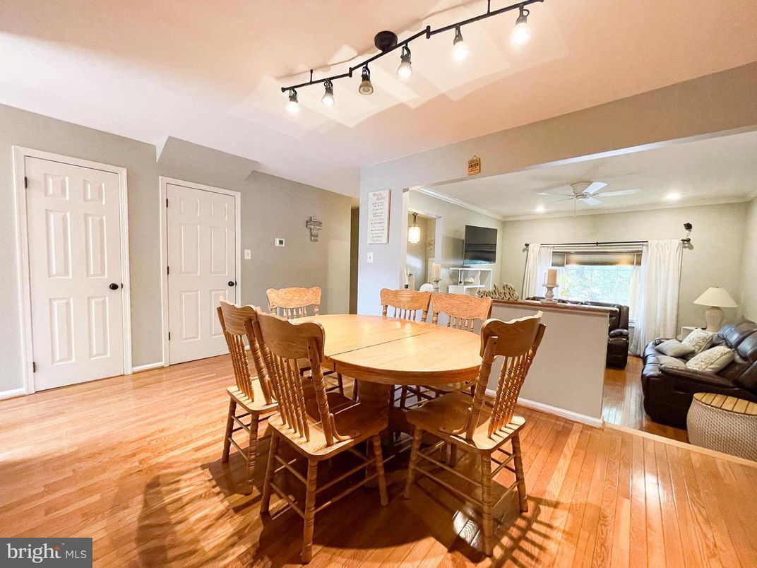 Dining room, Interior, Recessed Lighting, Wood Texture Flooring