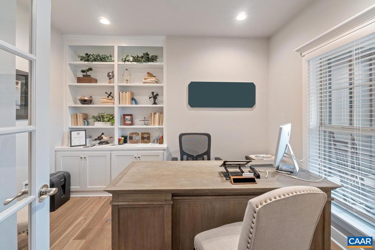 Home Office, Interior, Recessed Lighting, Wood Texture Flooring
