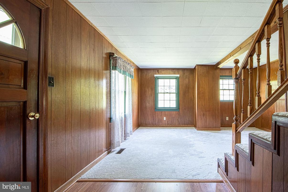 Empty room, Interior, Wooden Walls