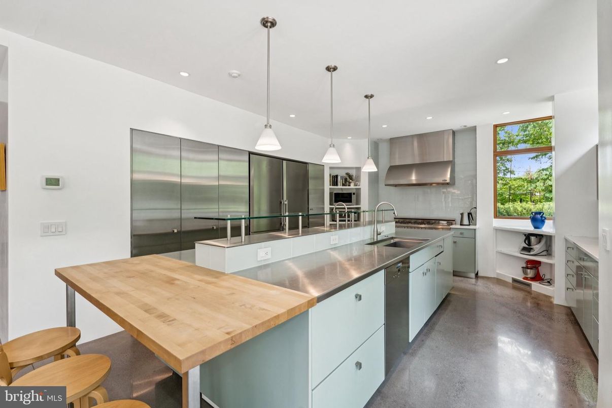 Interior, Kitchen, Pendant Lights, Recessed Lighting, Stainless Steel Appliances