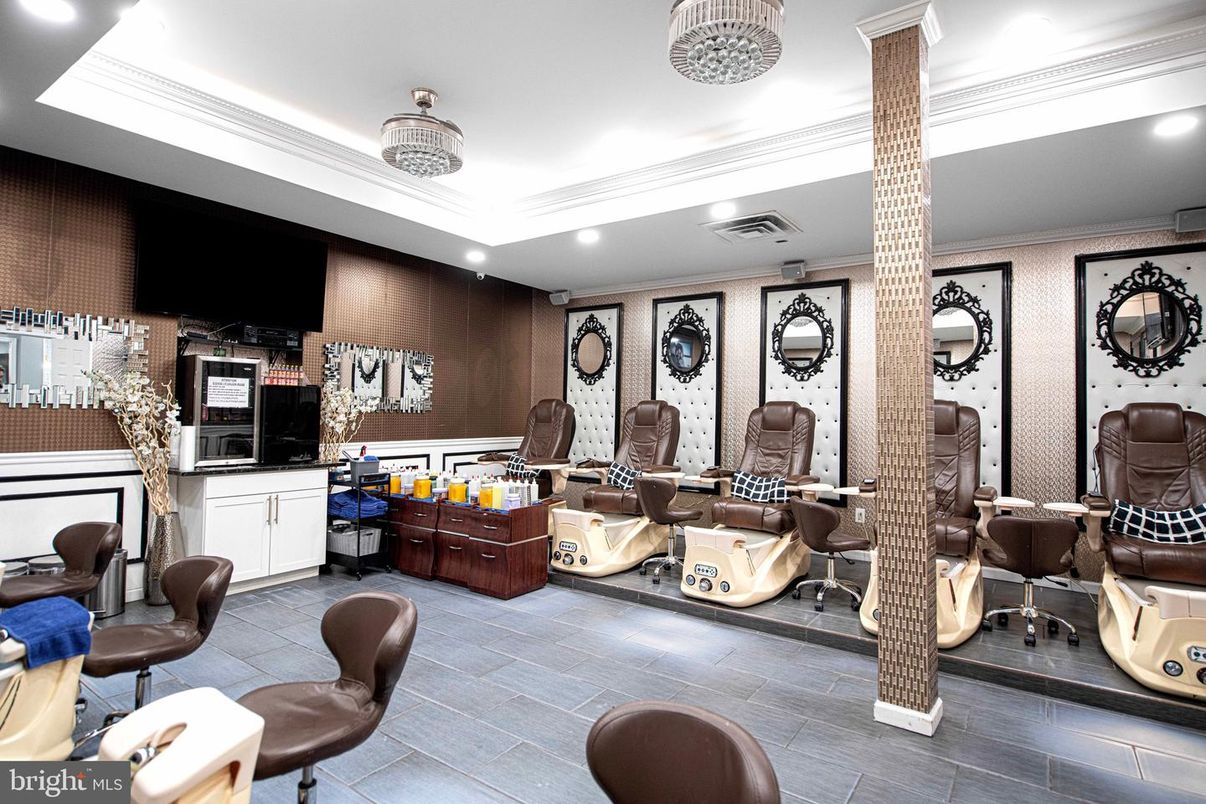 Interior, Recessed Lighting