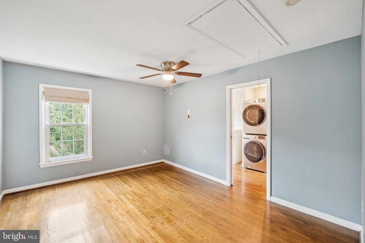 Empty room, Interior, Utility Closets, Washer, Wood Texture Flooring