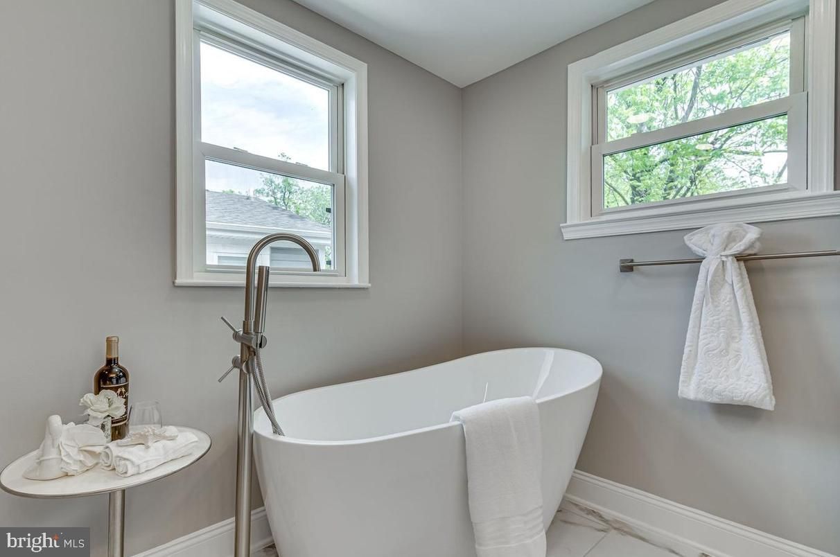 Bathroom, Free Standing Baths, Interior, Marble