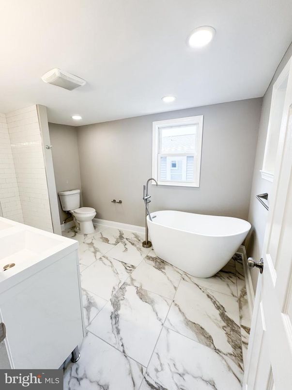 Bathroom, Free Standing Baths, Interior, Marble, Recessed Lighting