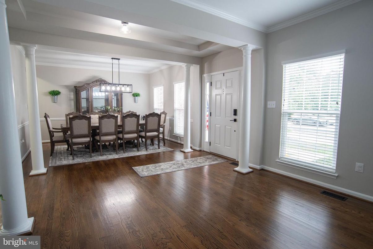 Chandelier, Dining room, Interior, Pendant Lights, Wood Texture Flooring