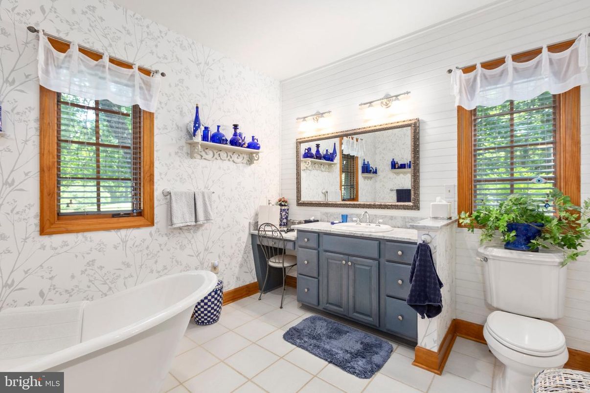 Bathroom, Free Standing Baths, Interior, Marble Walls