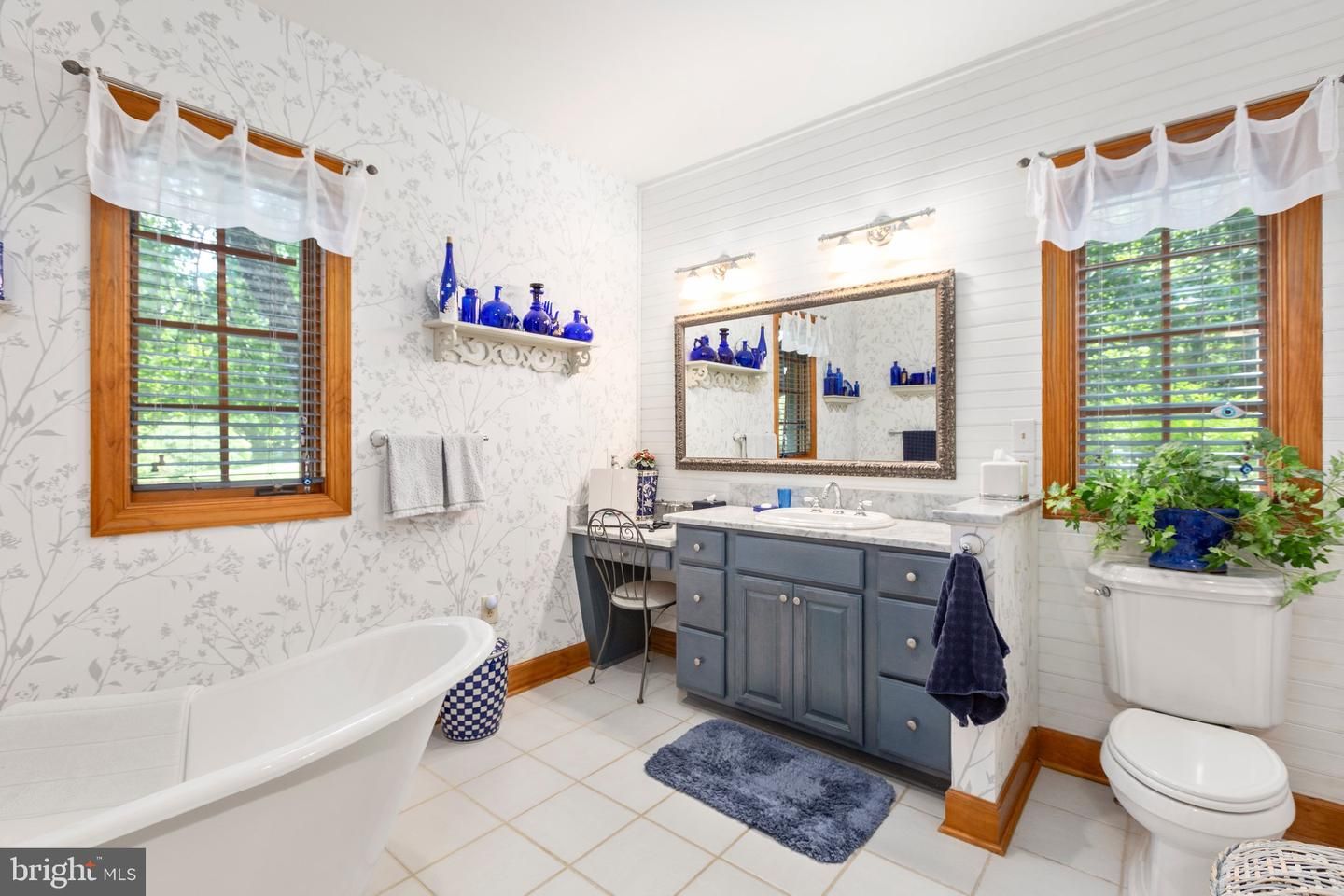 Bathroom, Free Standing Baths, Interior, Marble Walls