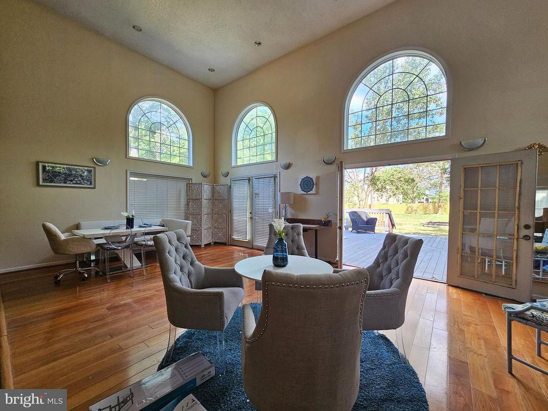 Dining room, Interior, Living room, Recessed Lighting, Wood Texture Flooring