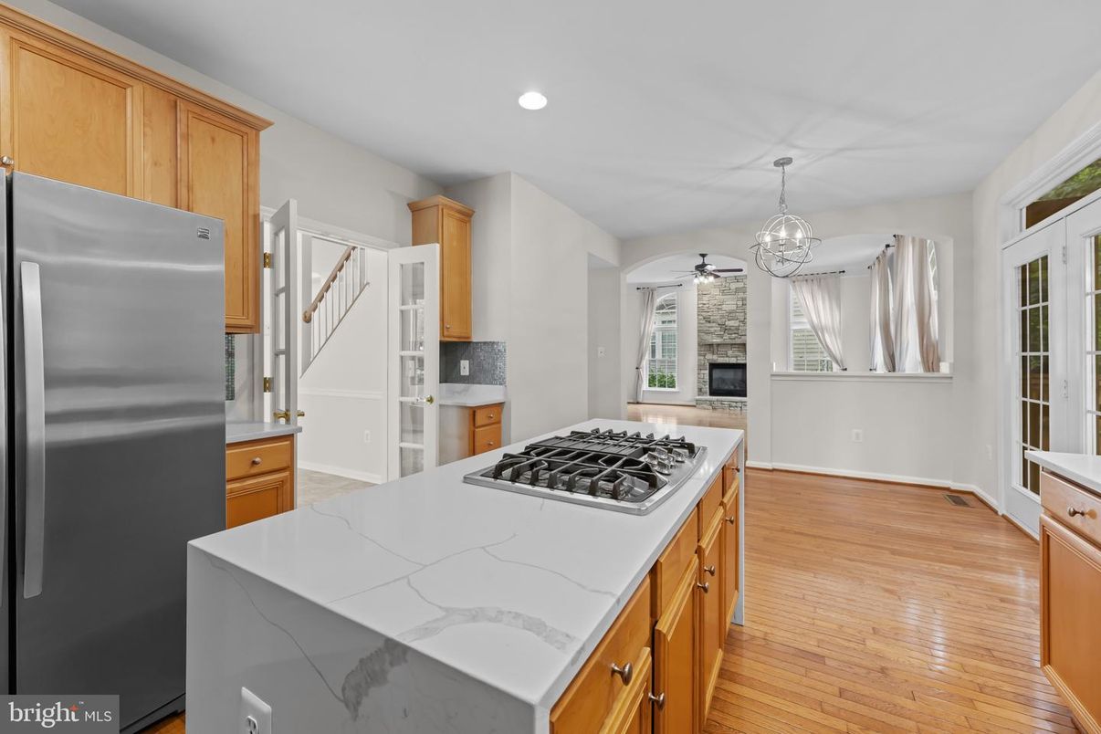 Interior, Kitchen, Pendant Lights, Recessed Lighting, Wood Texture Flooring