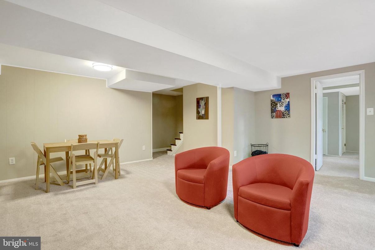 Dining room, Interior
