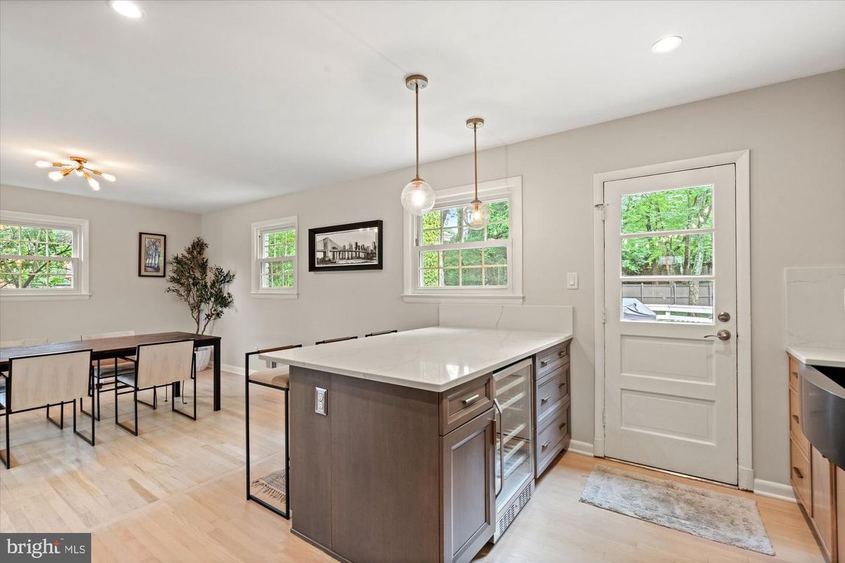 Dining room, Interior, Pendant Lights, Recessed Lighting, Wood Texture Flooring