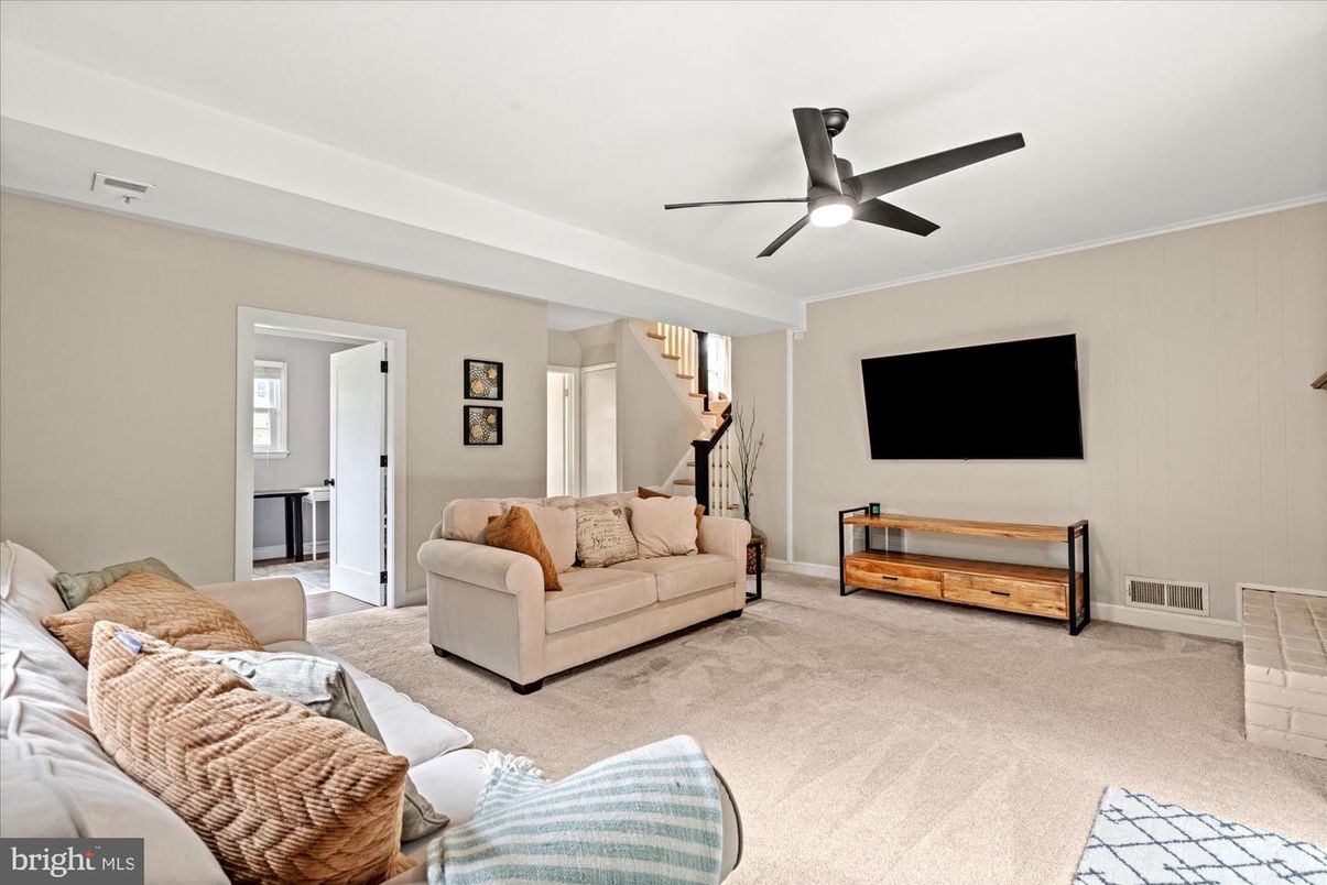 Interior, Living room