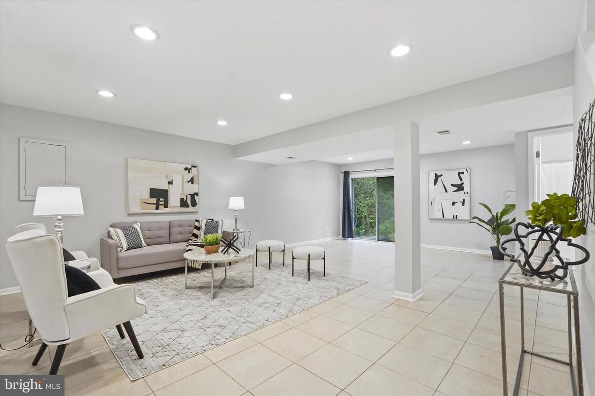 Interior, Living room, Recessed Lighting