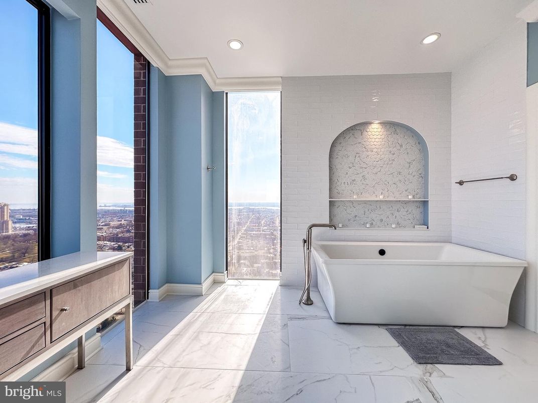 Bathroom, Free Standing Baths, Interior, Marble, Recessed Lighting