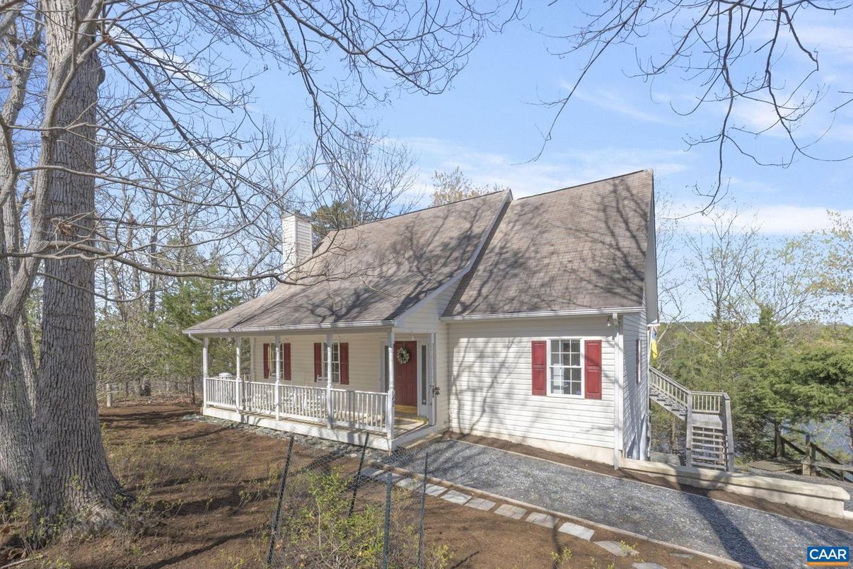 Backyard, Exterior, Facade, Cape Cod