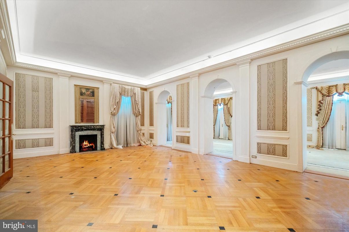 Empty room, Fireplace, Interior, Recessed Lighting, Wood Texture Flooring