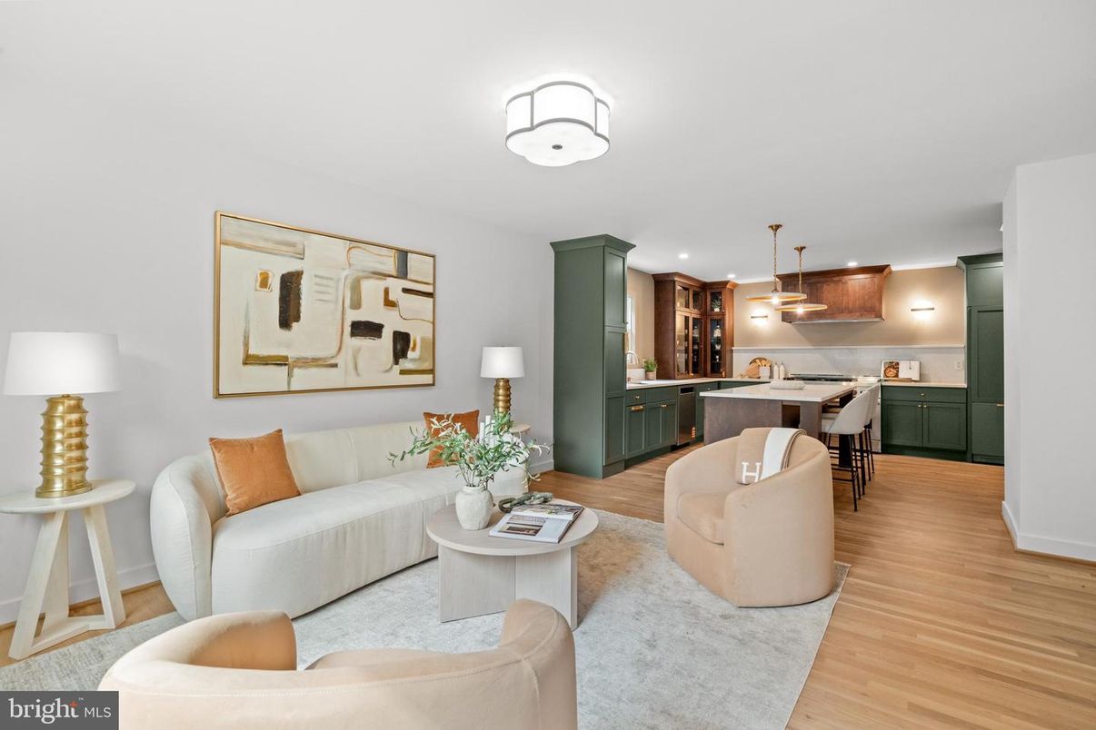 Dining room, Interior, Kitchen, Living room, Pendant Lights, Recessed Lighting, Wood Texture Flooring