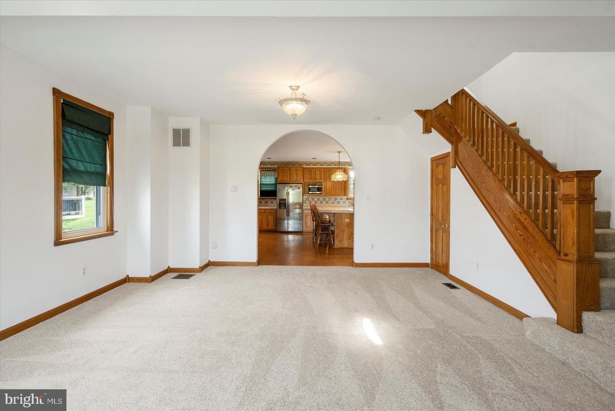 Empty room, Interior, Kitchen, Stainless Steel Appliances, Wood Texture Flooring