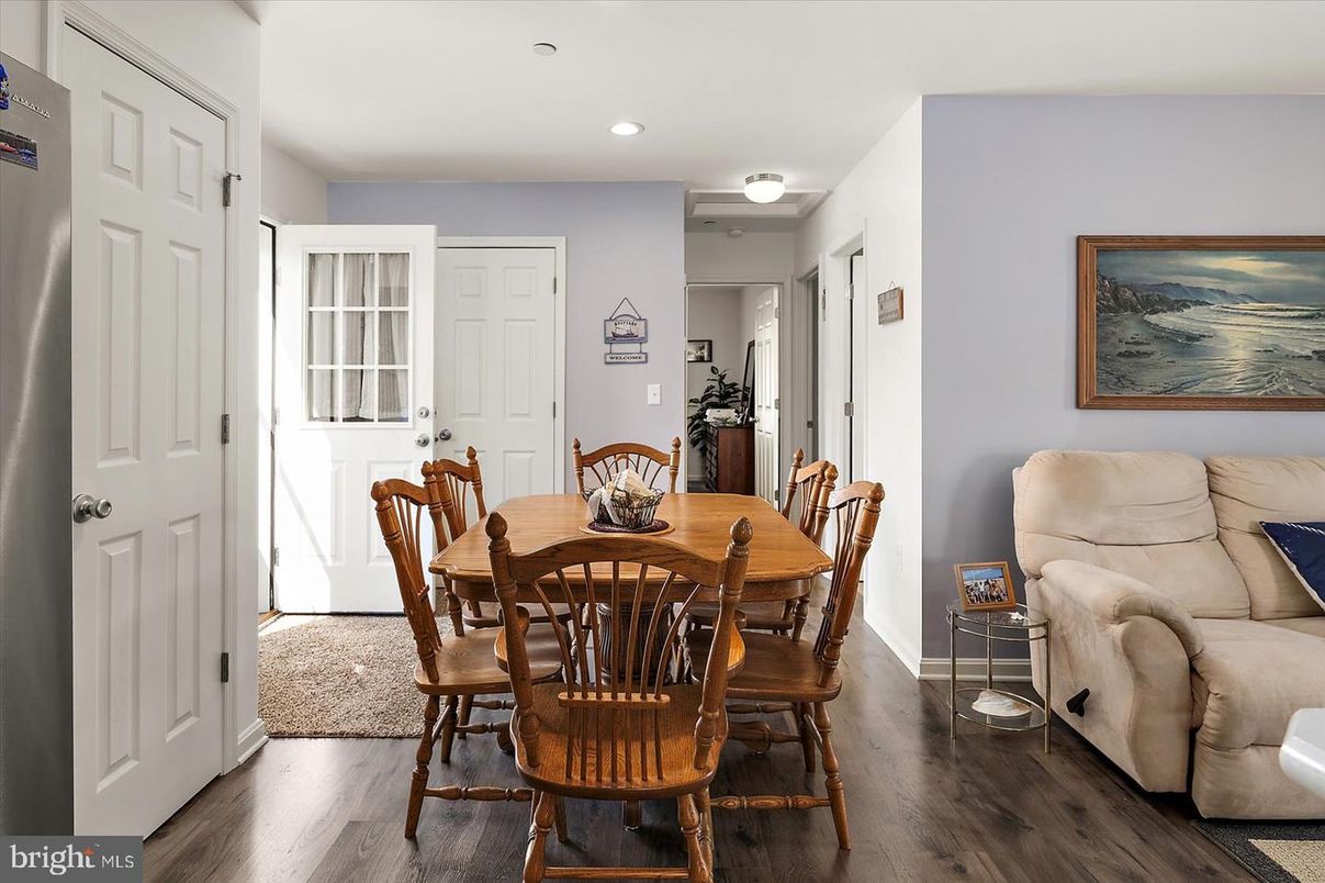 Dining room, Interior, Recessed Lighting, Wood Texture Flooring